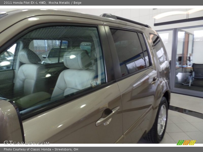 Mocha Metallic / Beige 2011 Honda Pilot EX-L 4WD