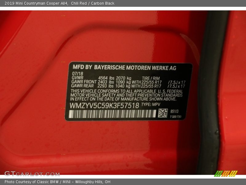Chili Red / Carbon Black 2019 Mini Countryman Cooper All4