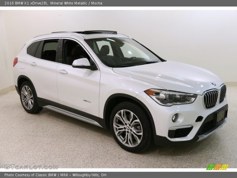 Mineral White Metallic / Mocha 2016 BMW X1 xDrive28i