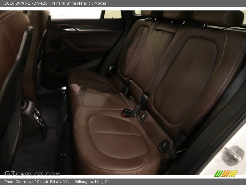 Mineral White Metallic / Mocha 2016 BMW X1 xDrive28i