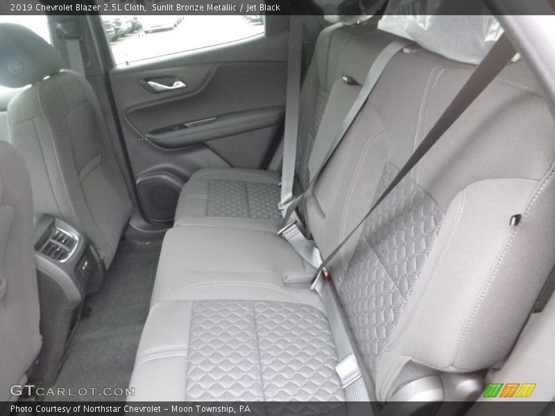 Sunlit Bronze Metallic / Jet Black 2019 Chevrolet Blazer 2.5L Cloth