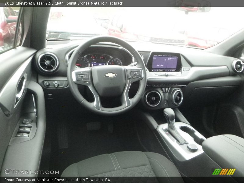 Sunlit Bronze Metallic / Jet Black 2019 Chevrolet Blazer 2.5L Cloth