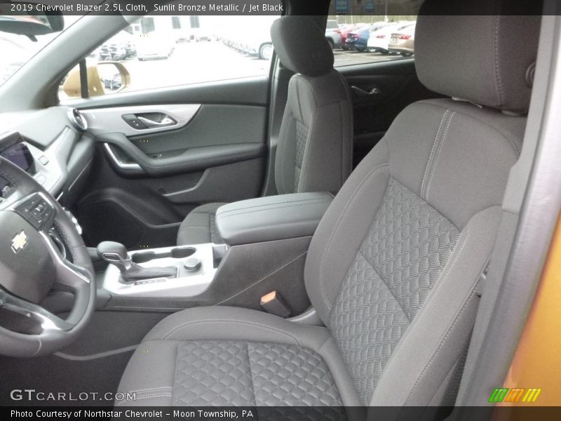 Sunlit Bronze Metallic / Jet Black 2019 Chevrolet Blazer 2.5L Cloth
