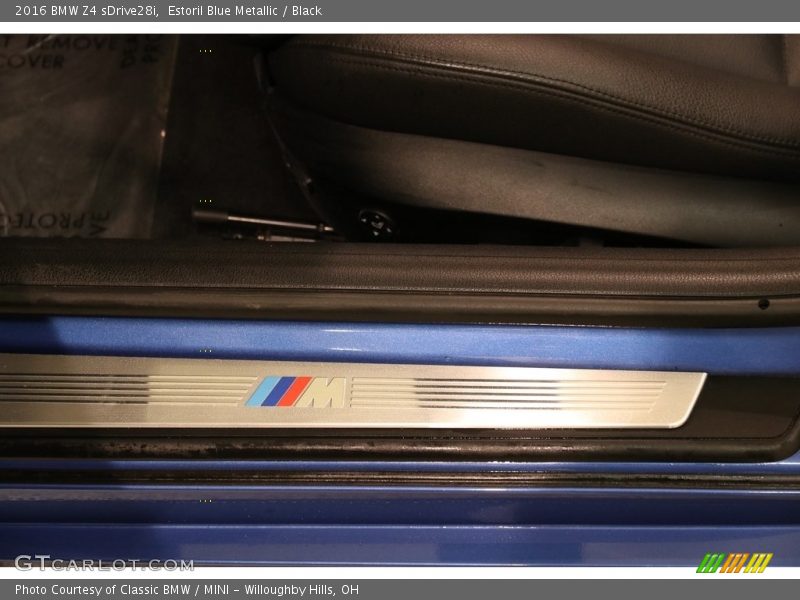 Estoril Blue Metallic / Black 2016 BMW Z4 sDrive28i