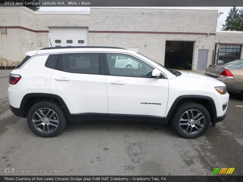 White / Black 2019 Jeep Compass Latitude 4x4