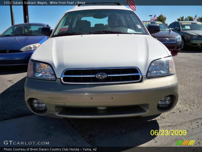 White Frost Pearl / Beige 2002 Subaru Outback Wagon