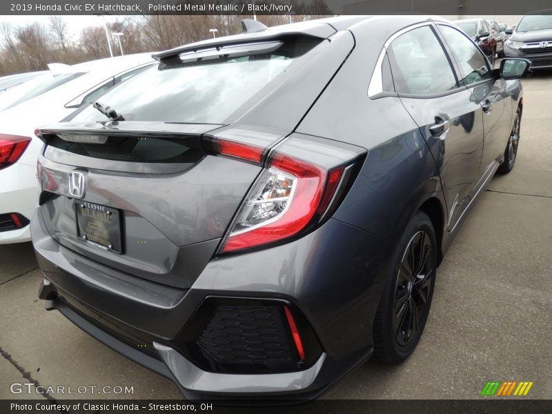 Polished Metal Metallic / Black/Ivory 2019 Honda Civic EX Hatchback