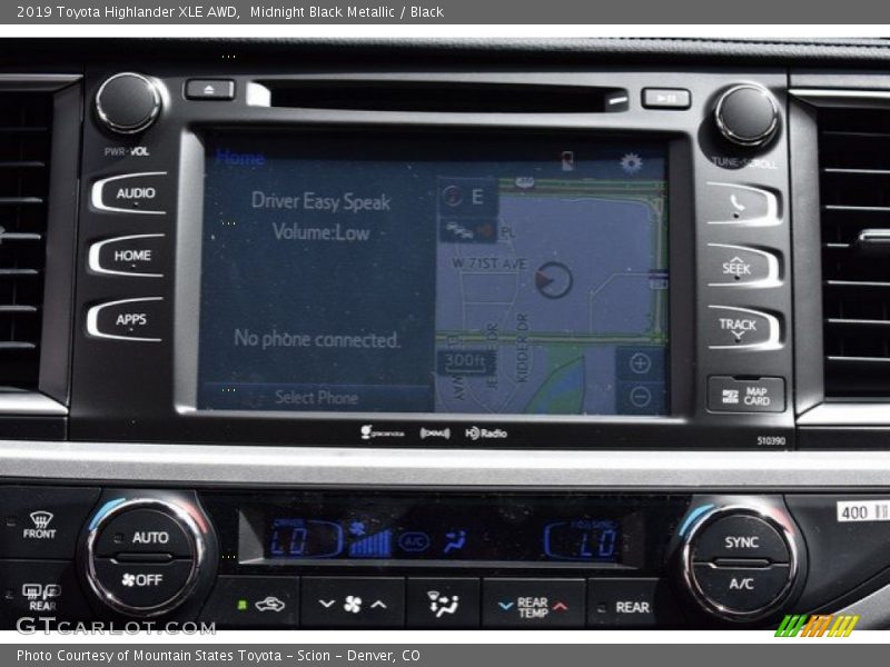 Midnight Black Metallic / Black 2019 Toyota Highlander XLE AWD