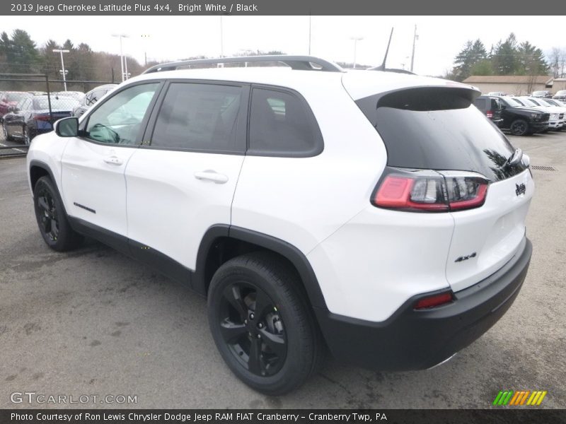 Bright White / Black 2019 Jeep Cherokee Latitude Plus 4x4