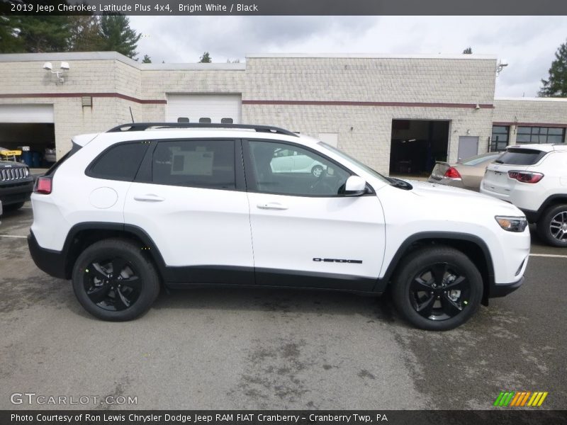 Bright White / Black 2019 Jeep Cherokee Latitude Plus 4x4