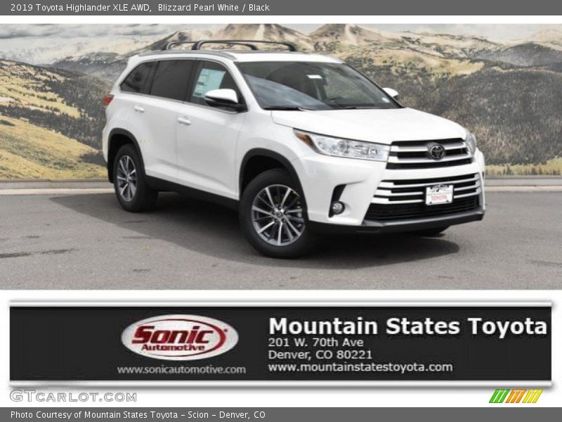 Blizzard Pearl White / Black 2019 Toyota Highlander XLE AWD