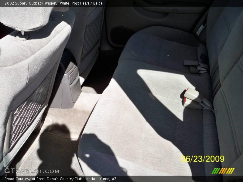 White Frost Pearl / Beige 2002 Subaru Outback Wagon