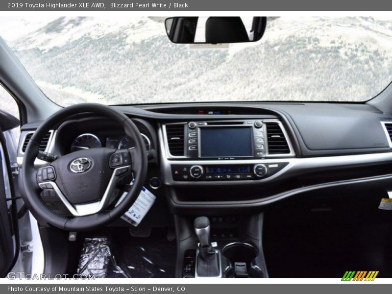 Blizzard Pearl White / Black 2019 Toyota Highlander XLE AWD