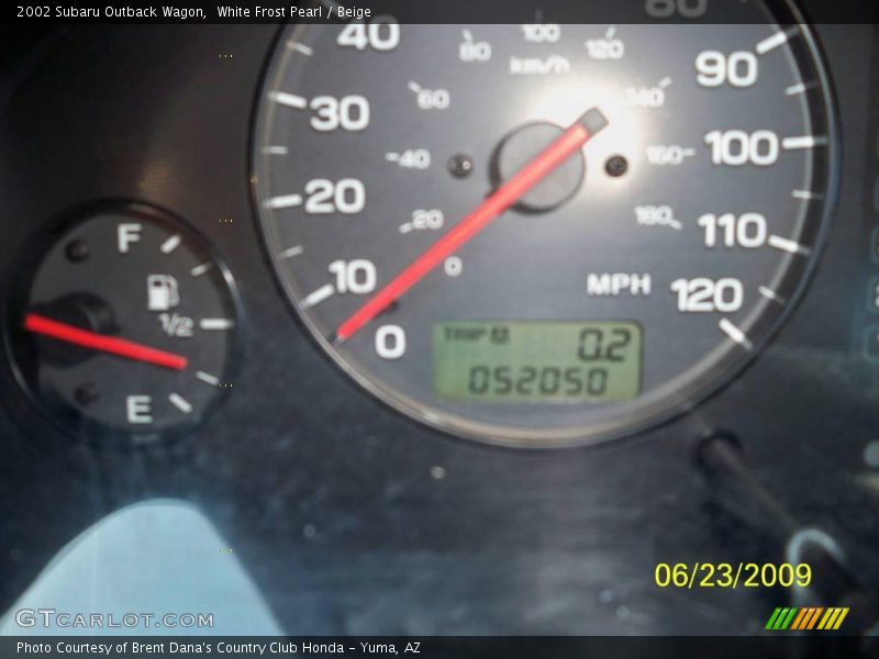 White Frost Pearl / Beige 2002 Subaru Outback Wagon