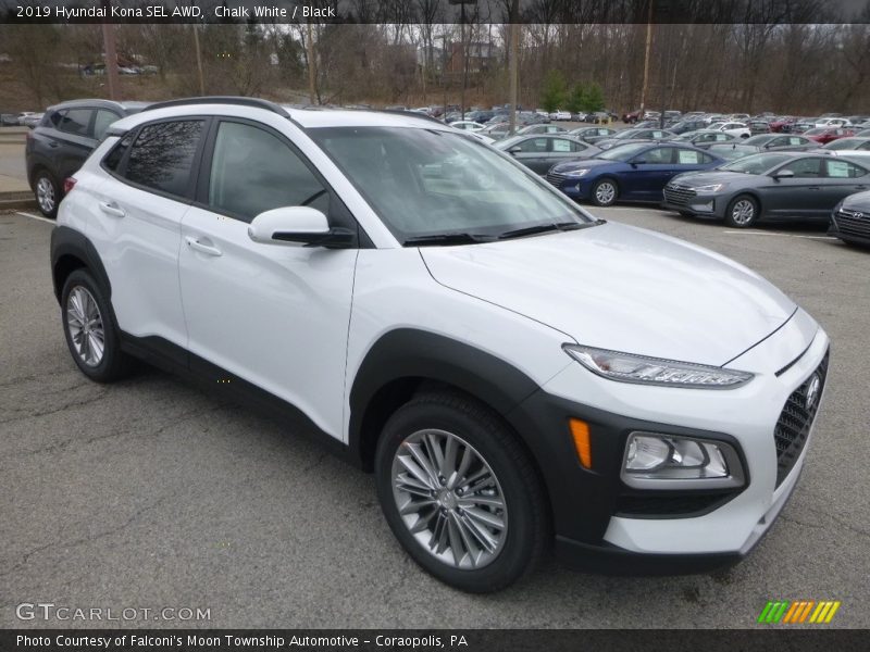 Front 3/4 View of 2019 Kona SEL AWD