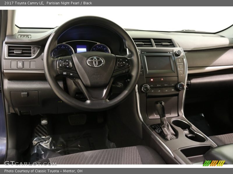 Parisian Night Pearl / Black 2017 Toyota Camry LE