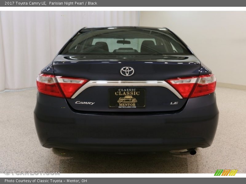 Parisian Night Pearl / Black 2017 Toyota Camry LE