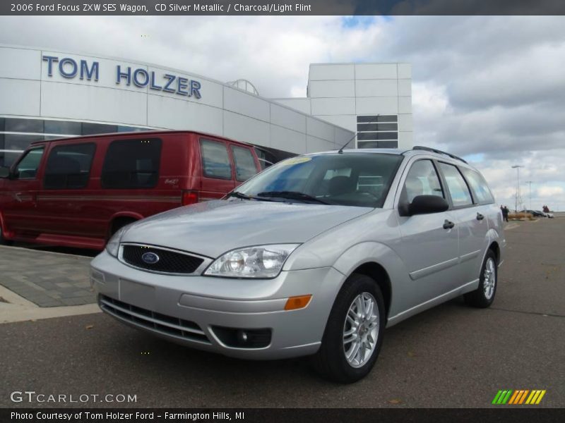 CD Silver Metallic / Charcoal/Light Flint 2006 Ford Focus ZXW SES Wagon