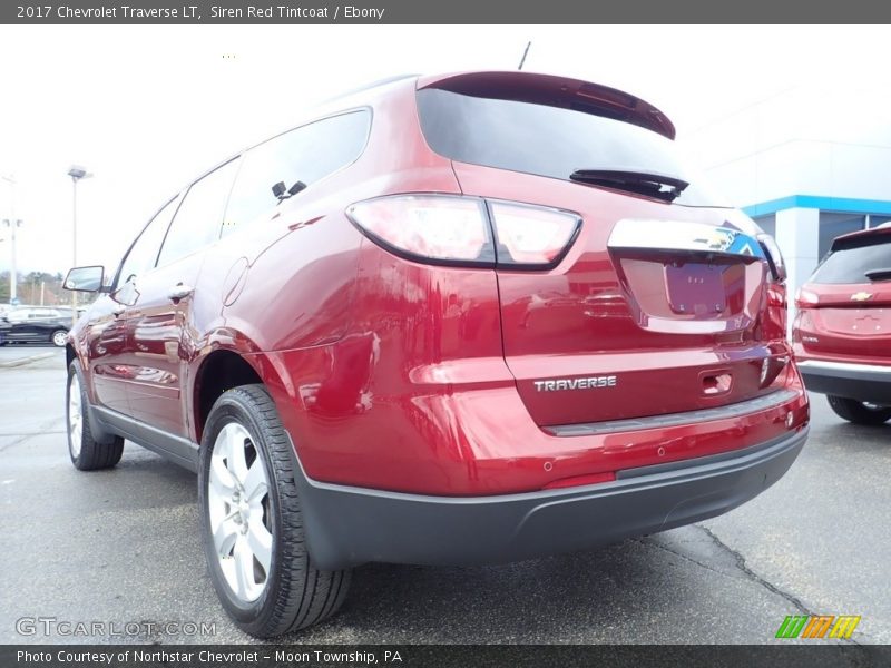 Siren Red Tintcoat / Ebony 2017 Chevrolet Traverse LT