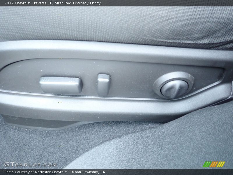 Siren Red Tintcoat / Ebony 2017 Chevrolet Traverse LT