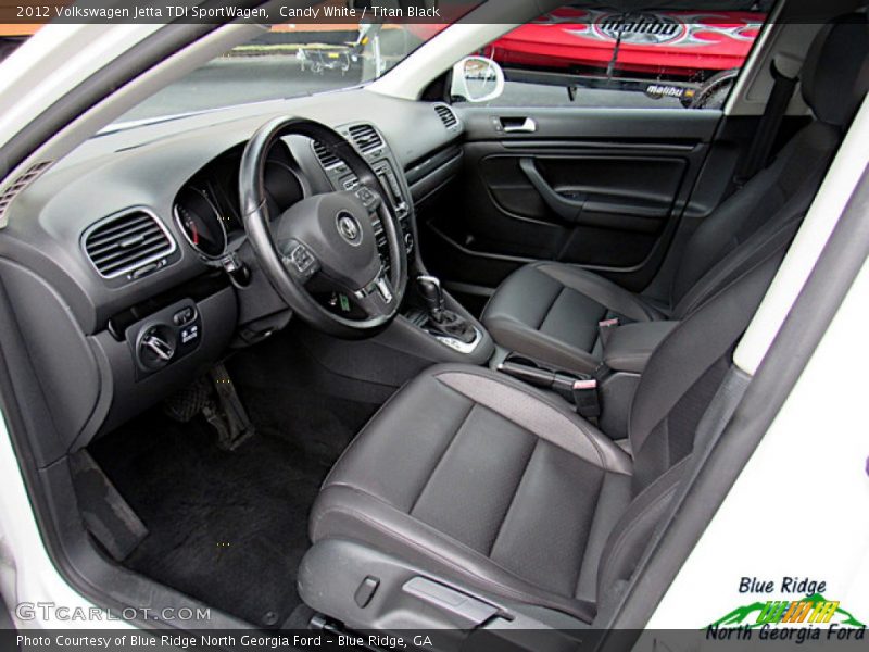 Candy White / Titan Black 2012 Volkswagen Jetta TDI SportWagen