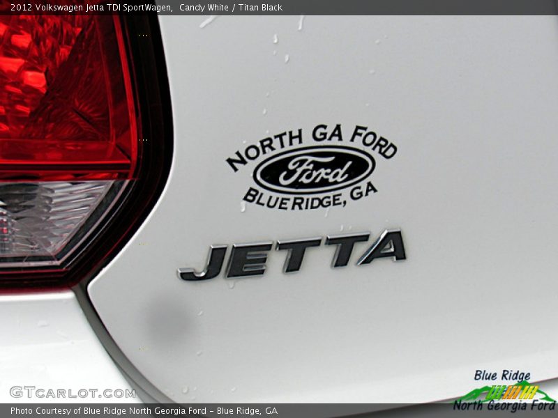 Candy White / Titan Black 2012 Volkswagen Jetta TDI SportWagen