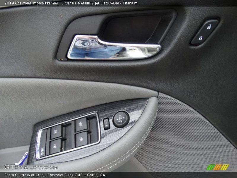 Silver Ice Metallic / Jet Black/­Dark Titanium 2019 Chevrolet Impala Premier