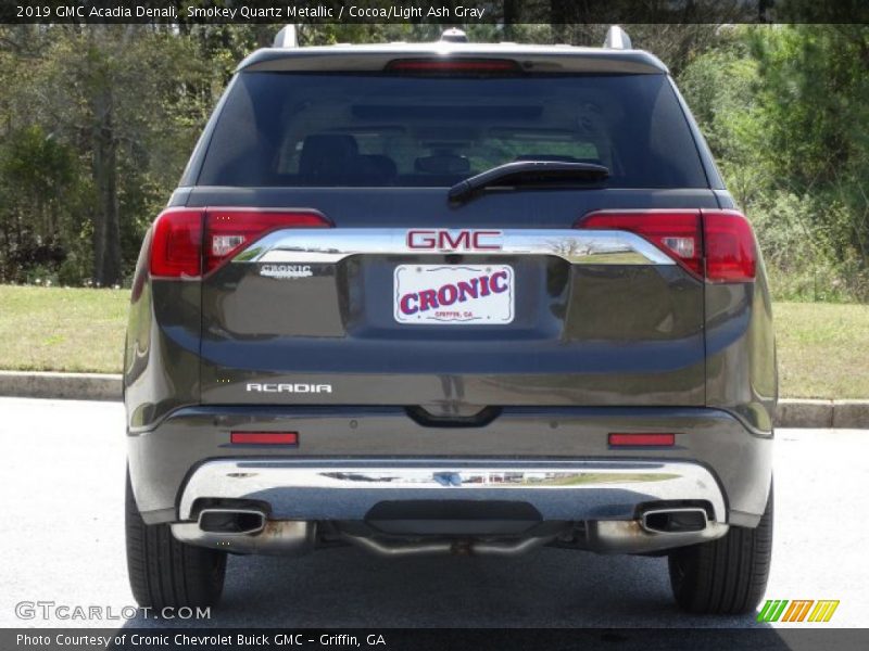 Smokey Quartz Metallic / Cocoa/Light Ash Gray 2019 GMC Acadia Denali