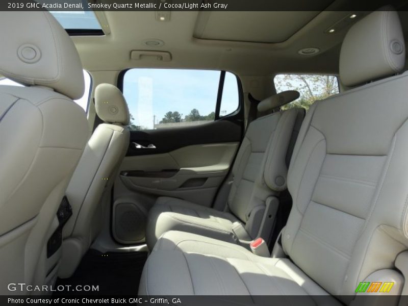 Smokey Quartz Metallic / Cocoa/Light Ash Gray 2019 GMC Acadia Denali