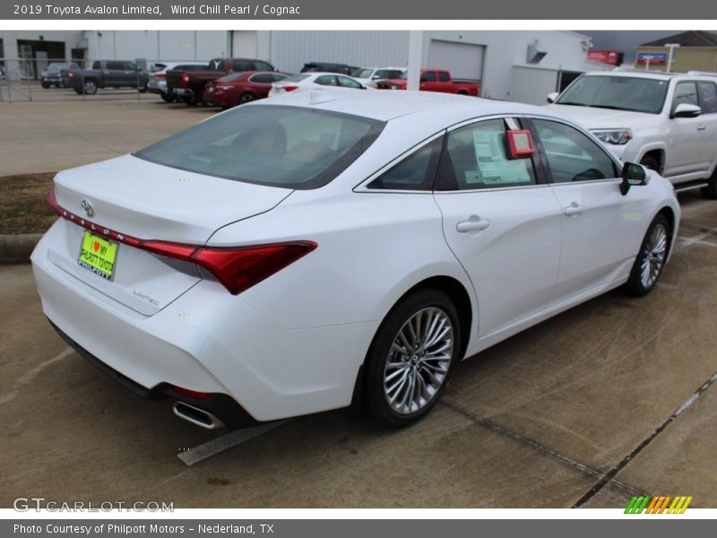 Wind Chill Pearl / Cognac 2019 Toyota Avalon Limited