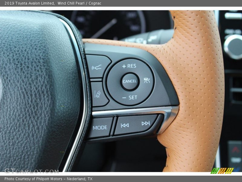 Wind Chill Pearl / Cognac 2019 Toyota Avalon Limited