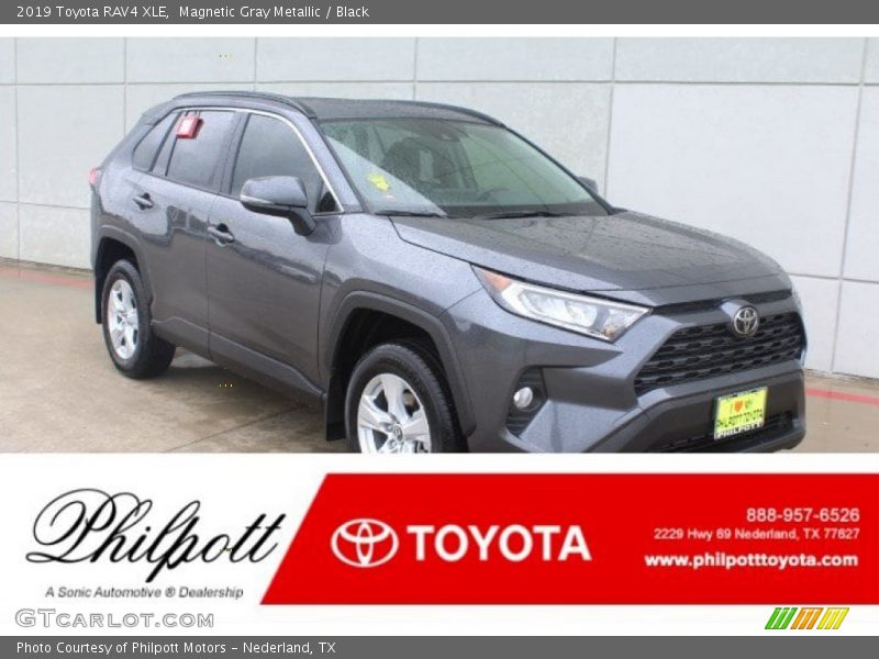 Magnetic Gray Metallic / Black 2019 Toyota RAV4 XLE