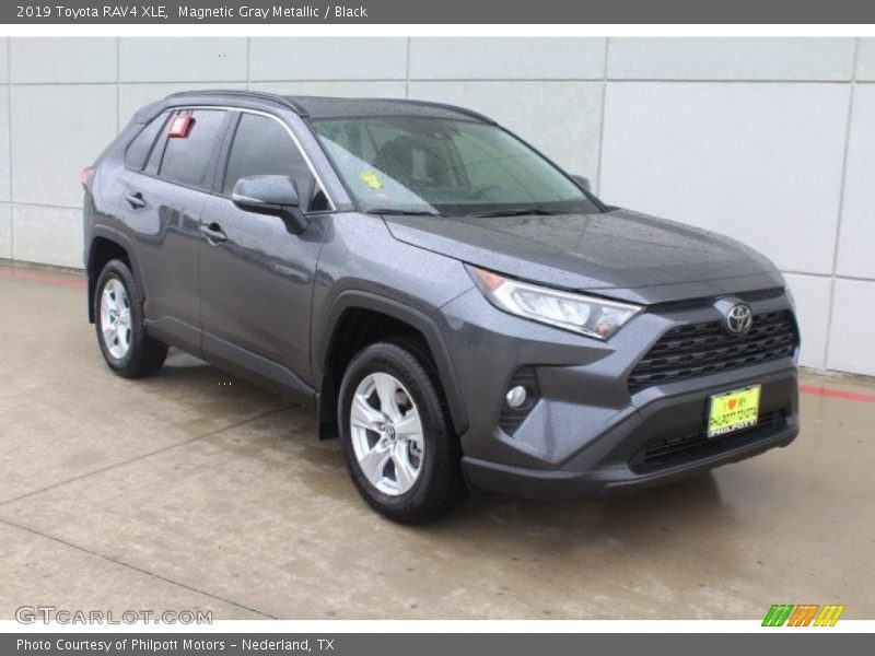 Magnetic Gray Metallic / Black 2019 Toyota RAV4 XLE