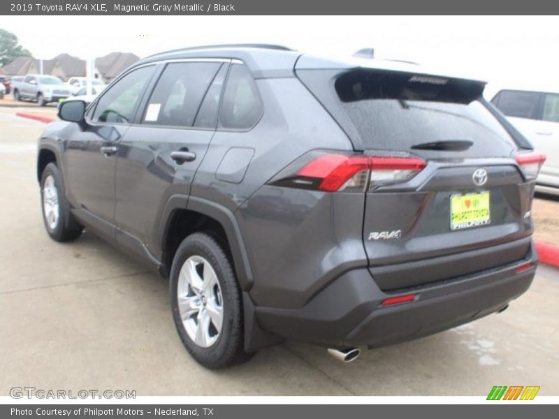Magnetic Gray Metallic / Black 2019 Toyota RAV4 XLE