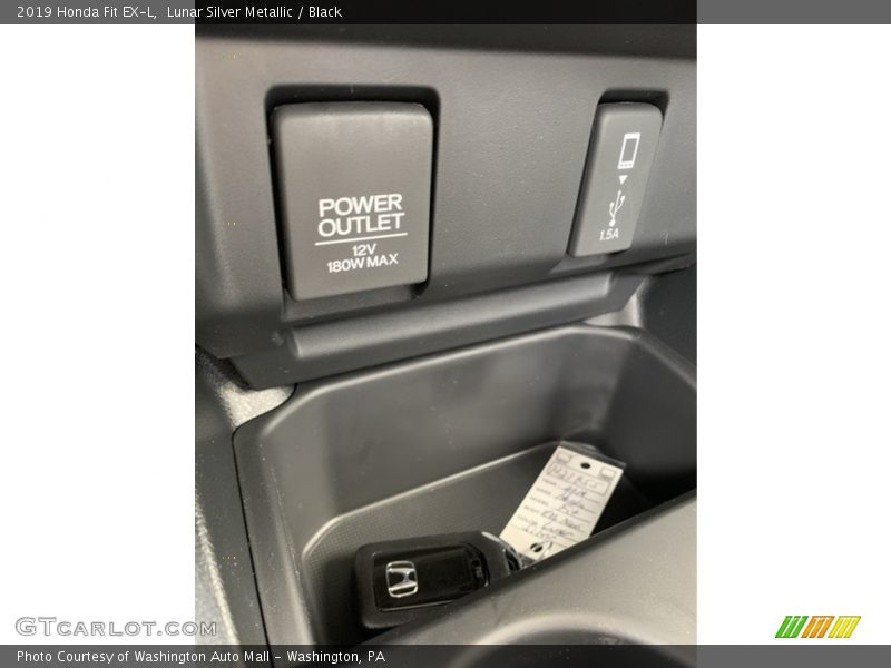 Lunar Silver Metallic / Black 2019 Honda Fit EX-L