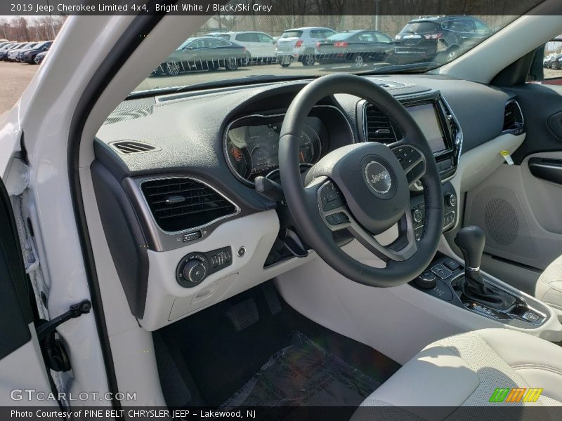 Bright White / Black/Ski Grey 2019 Jeep Cherokee Limited 4x4