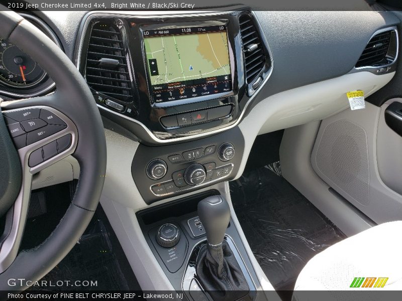 Bright White / Black/Ski Grey 2019 Jeep Cherokee Limited 4x4