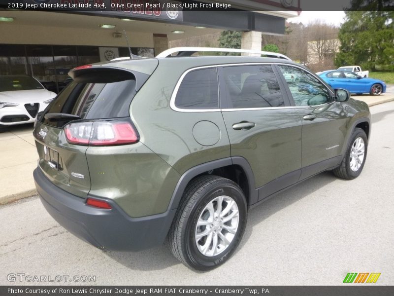 Olive Green Pearl / Black/Light Frost Beige 2019 Jeep Cherokee Latitude 4x4