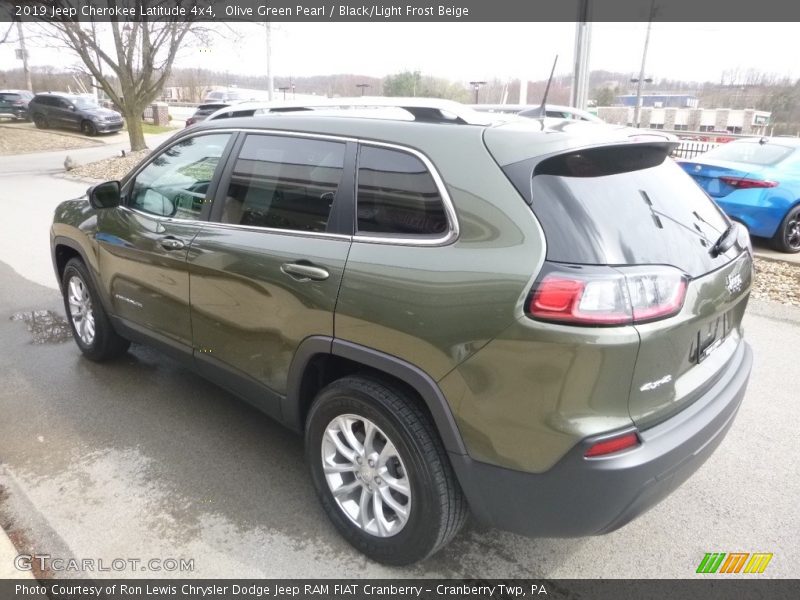 Olive Green Pearl / Black/Light Frost Beige 2019 Jeep Cherokee Latitude 4x4