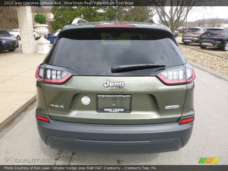 Olive Green Pearl / Black/Light Frost Beige 2019 Jeep Cherokee Latitude 4x4