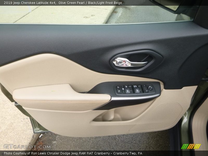 Olive Green Pearl / Black/Light Frost Beige 2019 Jeep Cherokee Latitude 4x4