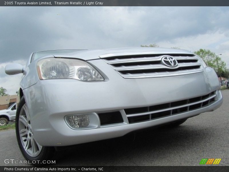 Titanium Metallic / Light Gray 2005 Toyota Avalon Limited