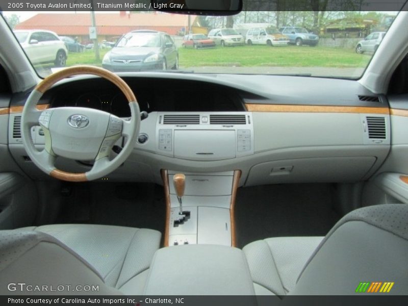 Titanium Metallic / Light Gray 2005 Toyota Avalon Limited