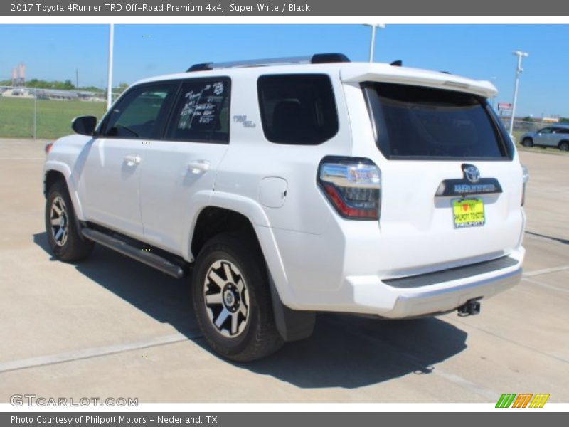 Super White / Black 2017 Toyota 4Runner TRD Off-Road Premium 4x4