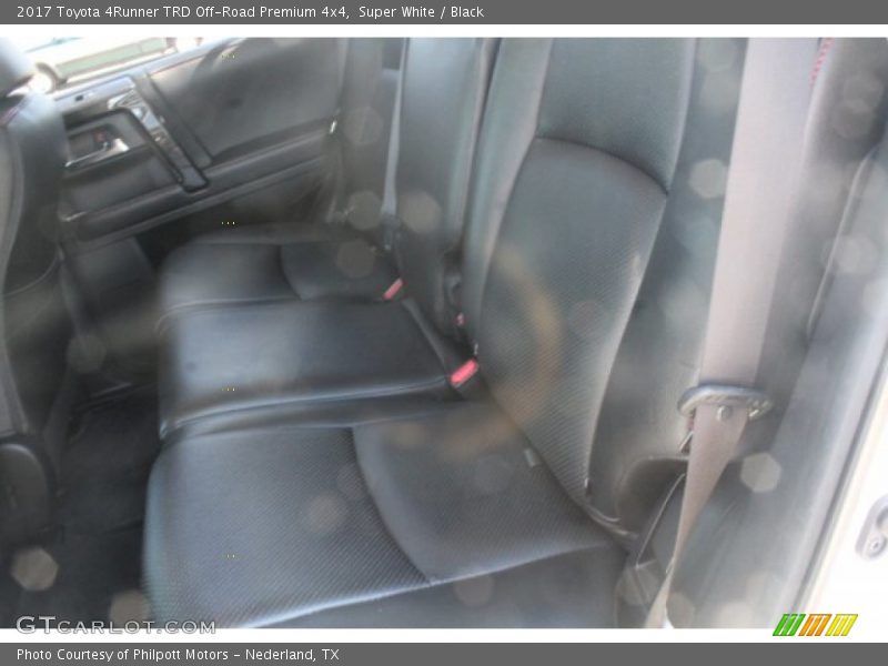 Super White / Black 2017 Toyota 4Runner TRD Off-Road Premium 4x4