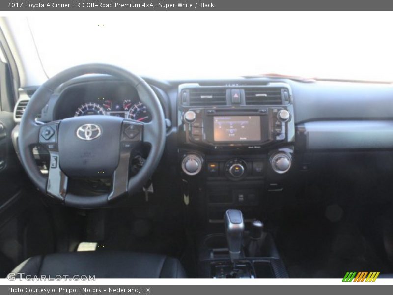 Super White / Black 2017 Toyota 4Runner TRD Off-Road Premium 4x4