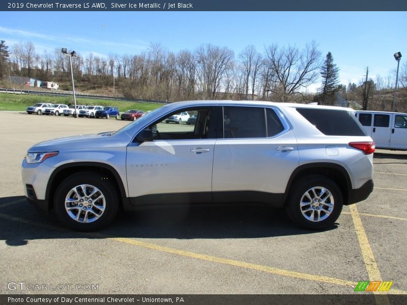 Silver Ice Metallic / Jet Black 2019 Chevrolet Traverse LS AWD