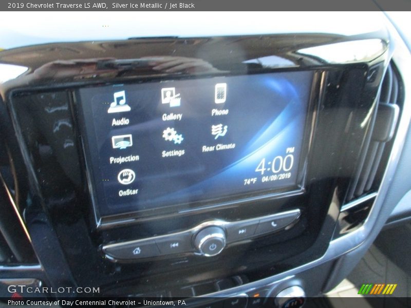 Silver Ice Metallic / Jet Black 2019 Chevrolet Traverse LS AWD