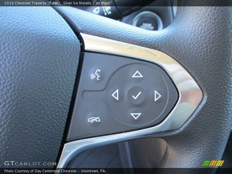 Silver Ice Metallic / Jet Black 2019 Chevrolet Traverse LS AWD