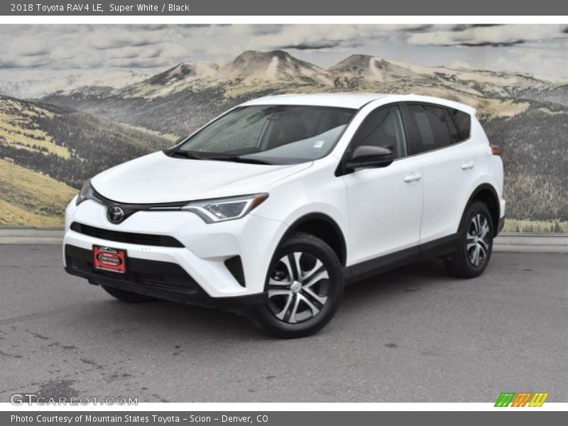 Super White / Black 2018 Toyota RAV4 LE